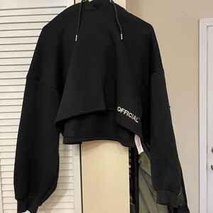 BooHoo Black Cropped Hoodie- Size 14